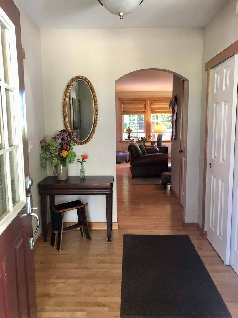 Condo for rent at 1300 Stonecress Lane NE, Bainbridge Island, WA 98110