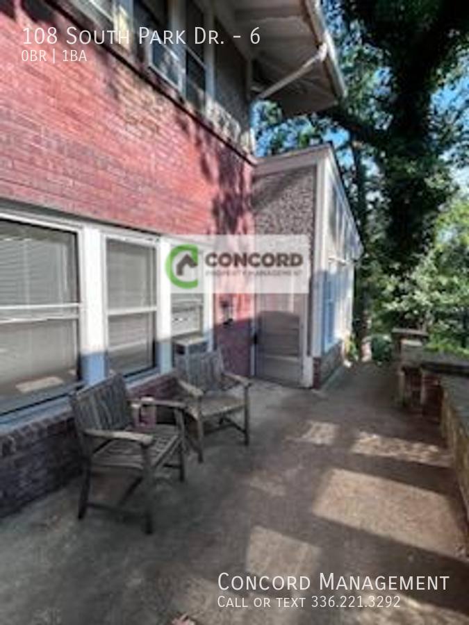 Apartment for rent at 108 S Park Dr #6, Greensboro, NC 27401