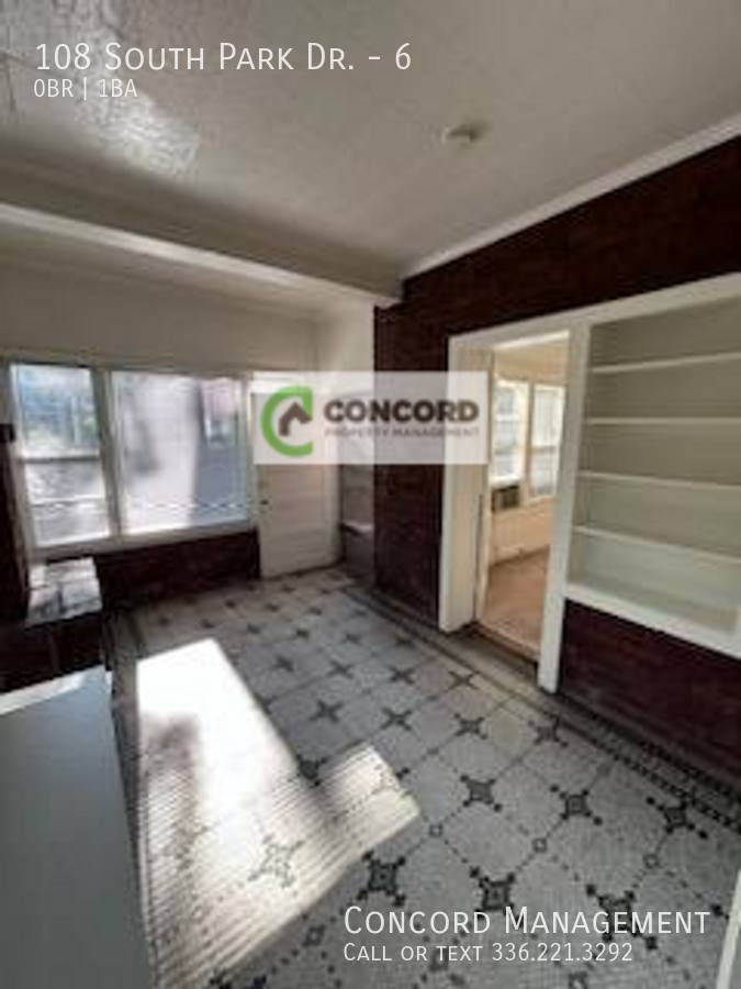 Apartment for rent at 108 S Park Dr #6, Greensboro, NC 27401