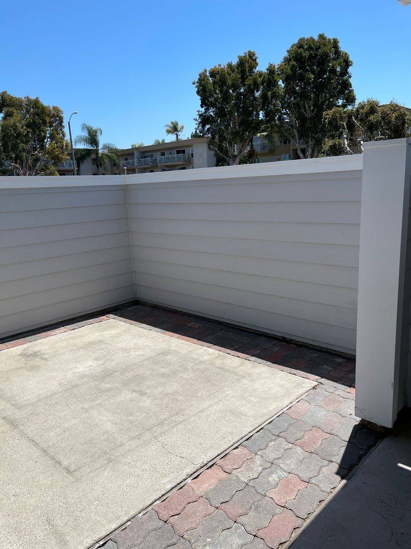 Townhouse for rent at 1425 1st St, Coronado, CA 92118