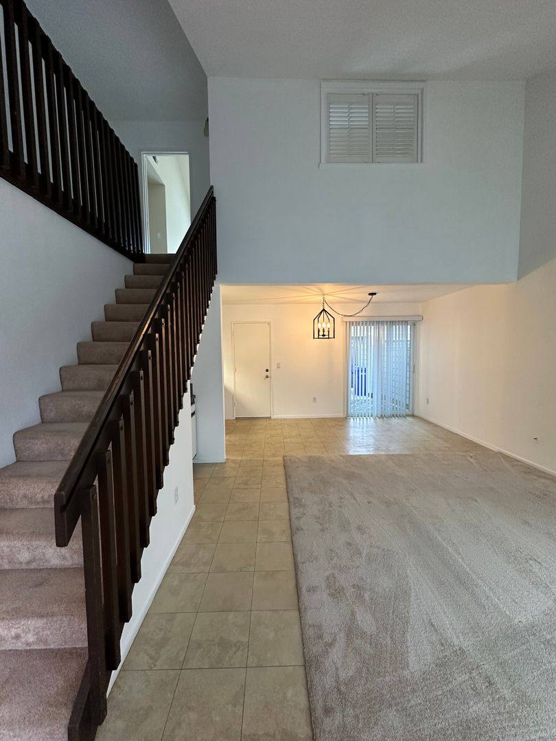 Townhouse for rent at 1425 1st St, Coronado, CA 92118