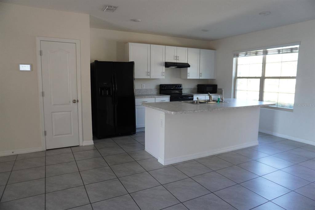 Townhouse for rent at 1882 Red Canyon Dr, Kissimmee, FL 34744
