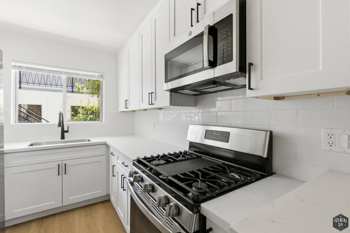 Apartment for rent at 3401 Ocean Park Blvd #104, Santa Monica, CA 90405