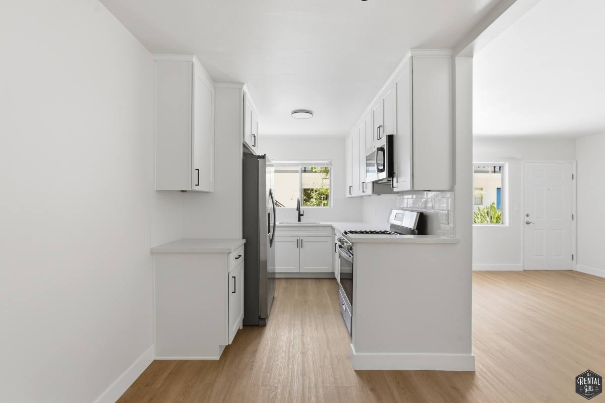 Apartment for rent at 3401 Ocean Park Blvd #104, Santa Monica, CA 90405