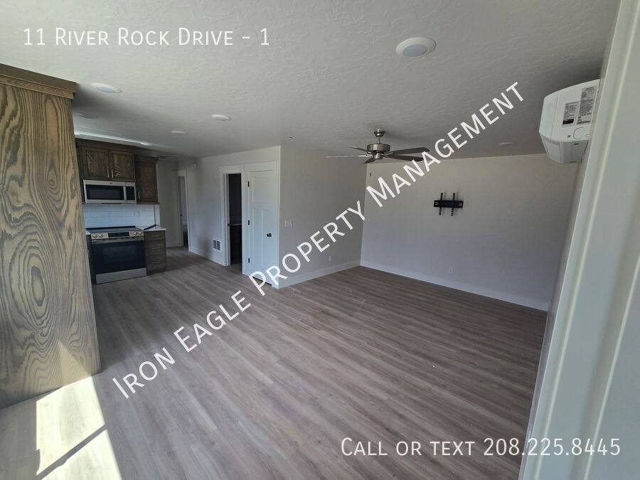 Apartment for rent at 11 River Rock Dr #1, Cascade, ID 83611
