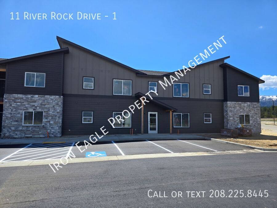 Apartment for rent at 11 River Rock Dr #1, Cascade, ID 83611
