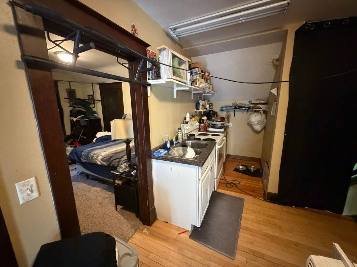 Apartment for rent at 1712 Summit St, Eau Claire, WI 54703