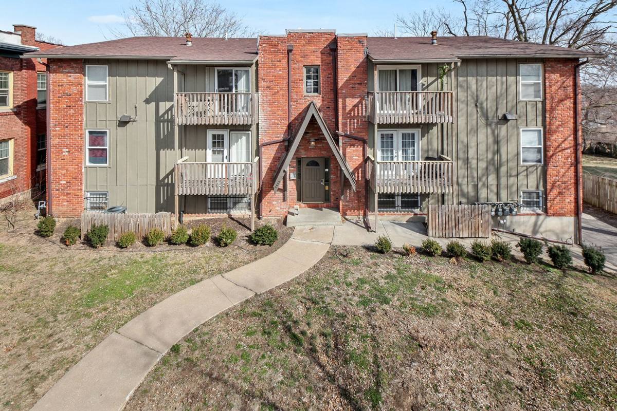 Apartment for rent at 3403-3405 Campbell, Kansas City, MO 64109