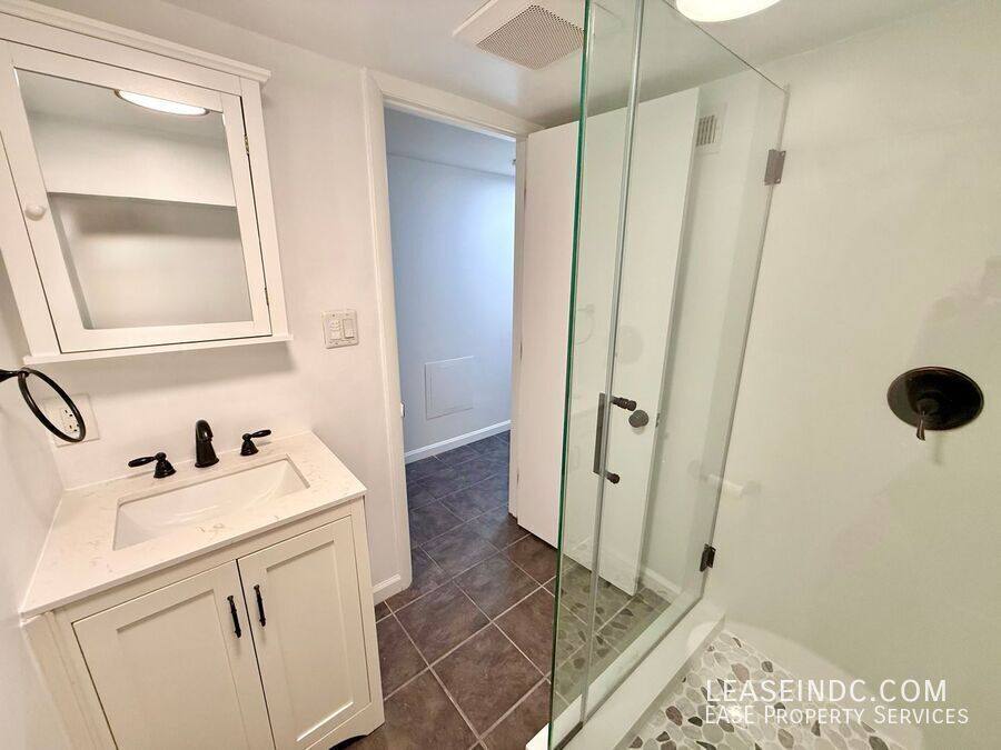 Apartment for rent at 1850 3rd St NW #B, Washington, DC 20001
