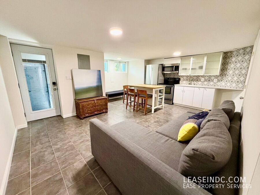 Apartment for rent at 1850 3rd St NW #B, Washington, DC 20001