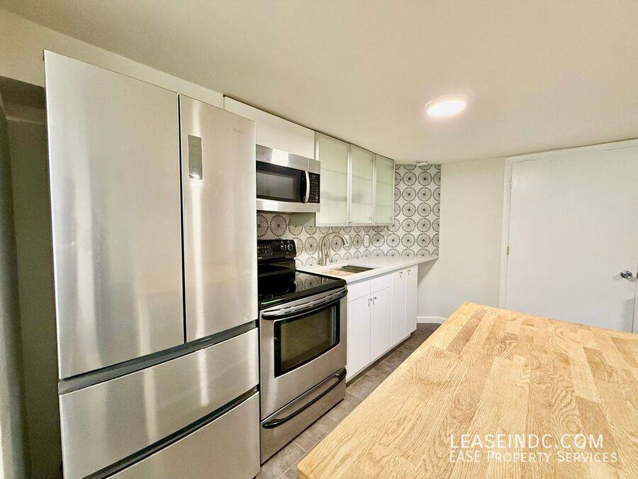 Apartment for rent at 1850 3rd St NW #B, Washington, DC 20001