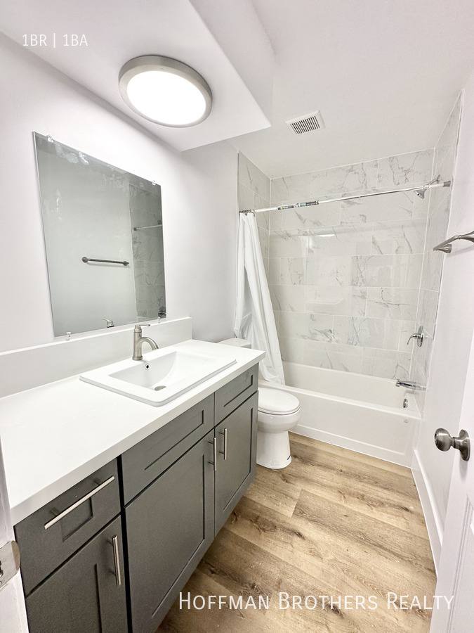 Apartment for rent at 980 Menlo Ave #308, Los Angeles, CA 90006