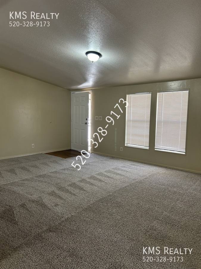 House for rent at 761 W Lightstar Circle, Tucson, AZ 85756