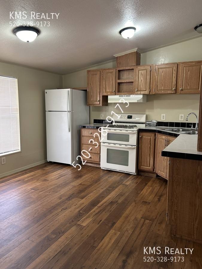 House for rent at 761 W Lightstar Circle, Tucson, AZ 85756
