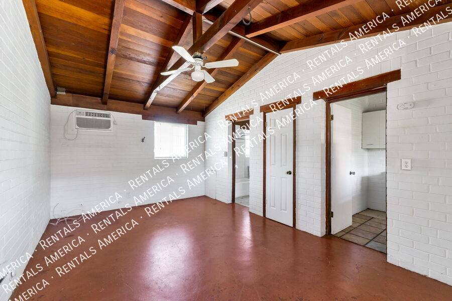 Apartment for rent at 947 N Alvernon Way #7, Tucson, AZ 85711