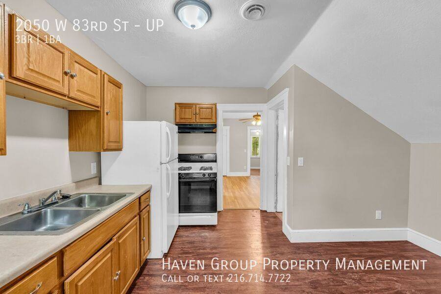 Apartment for rent at 2050 W 83rd St #UP, Cleveland, OH 44102
