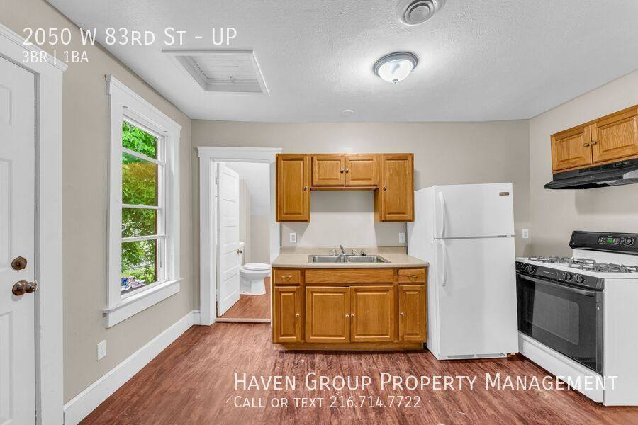 Apartment for rent at 2050 W 83rd St #UP, Cleveland, OH 44102