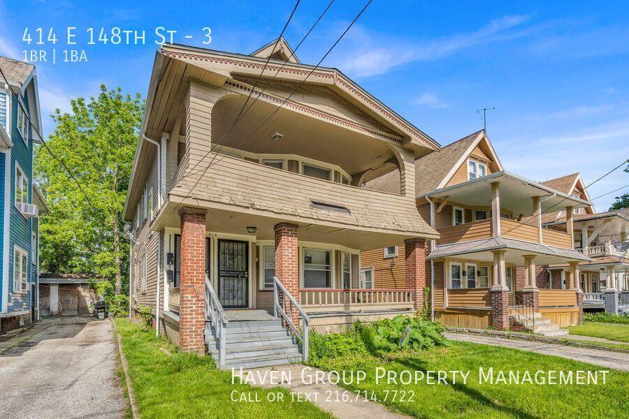 Apartment for rent at 414 E 148th St #3, Cleveland, OH 44110