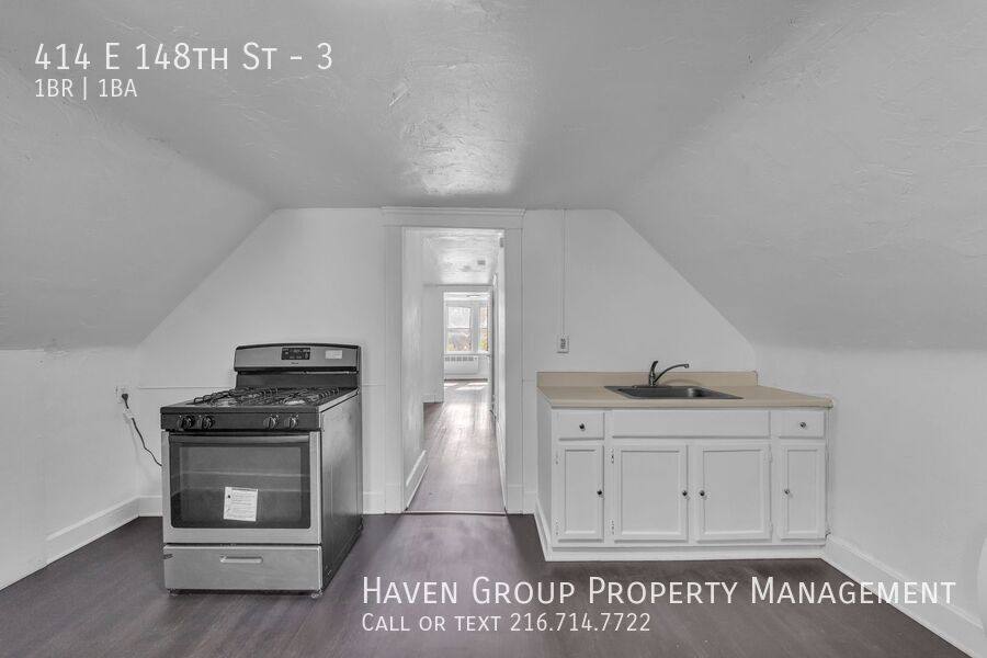 Apartment for rent at 414 E 148th St #3, Cleveland, OH 44110