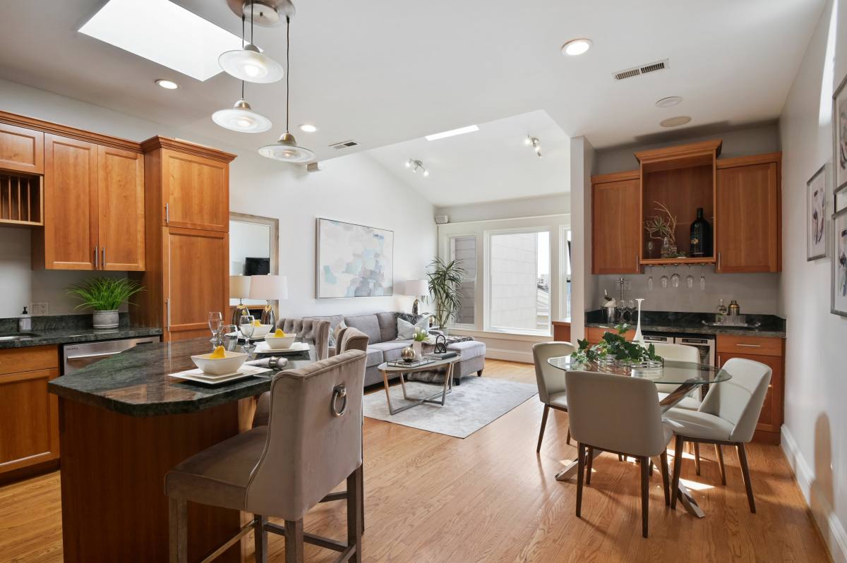 Apartment for rent at 3175 California St, San Francisco, CA 94115