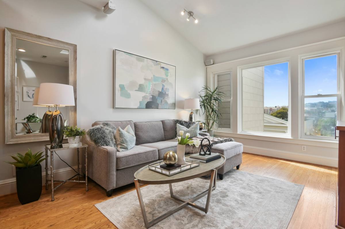 Apartment for rent at 3175 California St, San Francisco, CA 94115