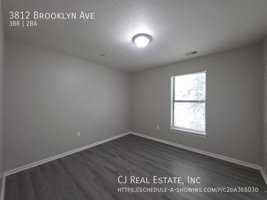 House for rent at 3812 Brooklyn Ave, Kansas City, MO 64109