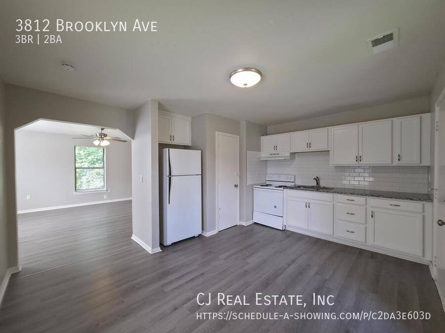 House for rent at 3812 Brooklyn Ave, Kansas City, MO 64109