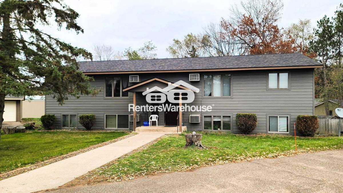 Apartment for rent at 708 8th St N #3, Hudson, WI 54016