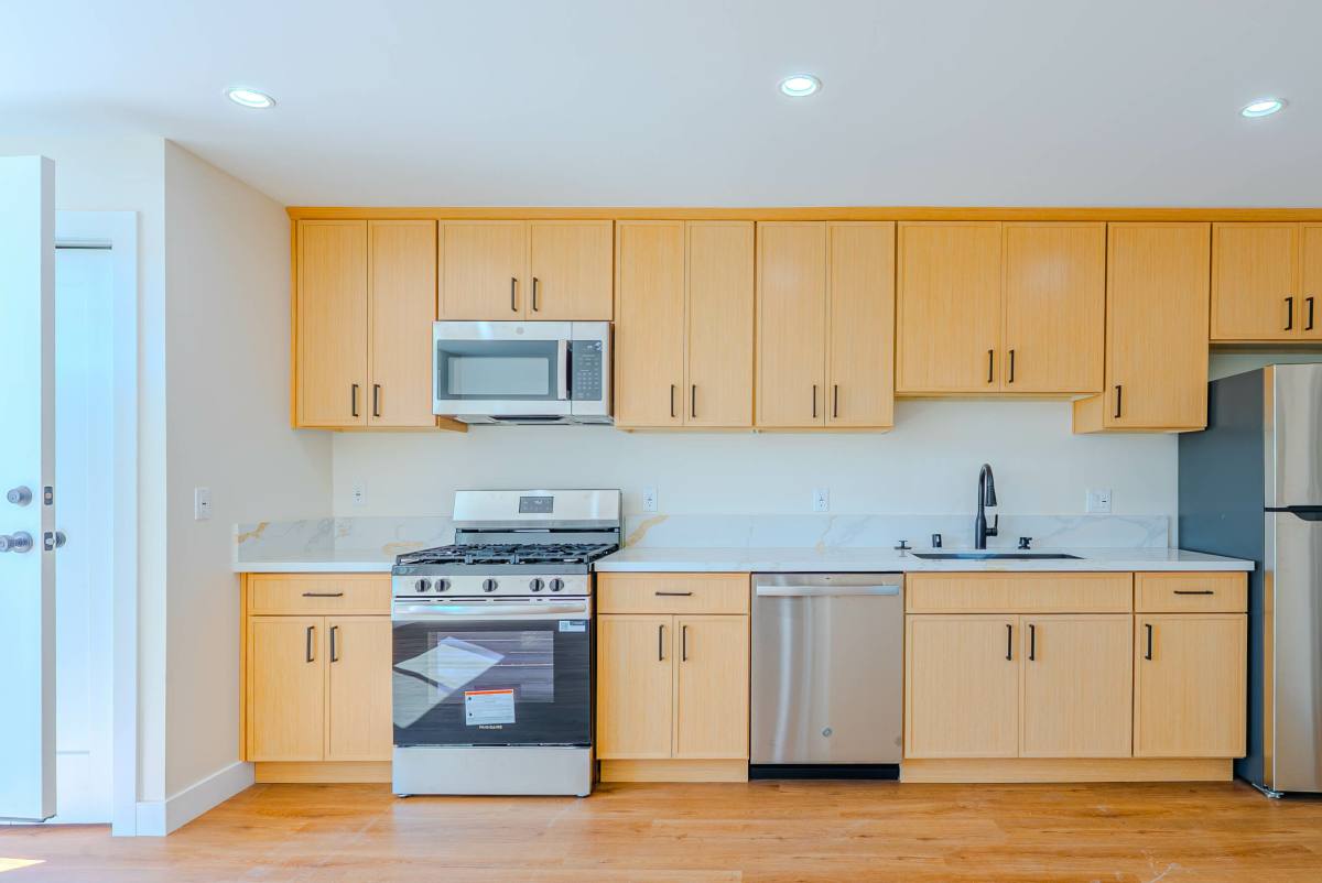 Apartment for rent at 456 S Breed St #28, Los Angeles, CA 90033