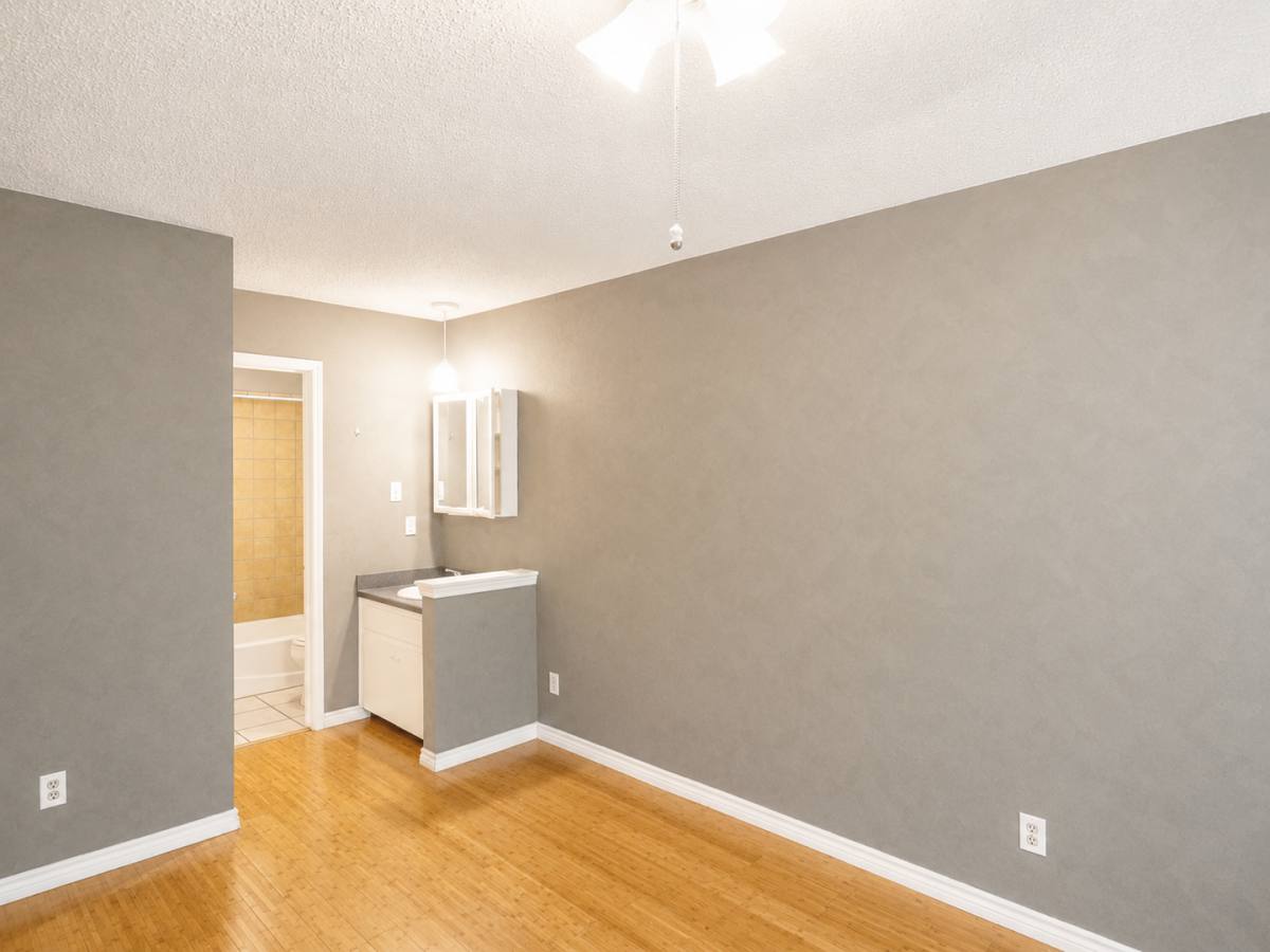 House for rent at 5201 Hedgewood Dr, Austin, TX 78745