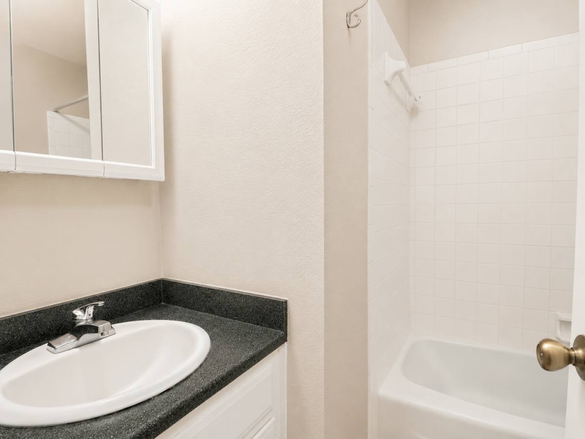 House for rent at 5201 Hedgewood Dr, Austin, TX 78745