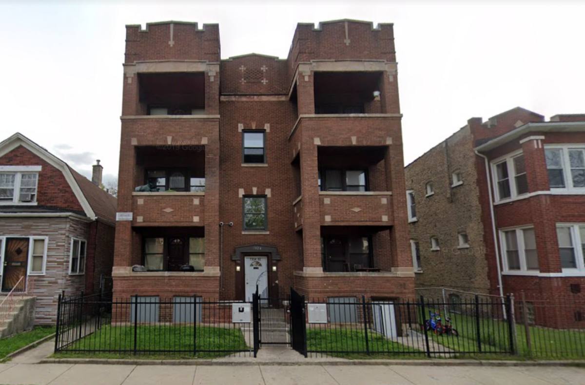 Apartment for rent at 7332-34 S Lowe, Chicago, IL 60621
