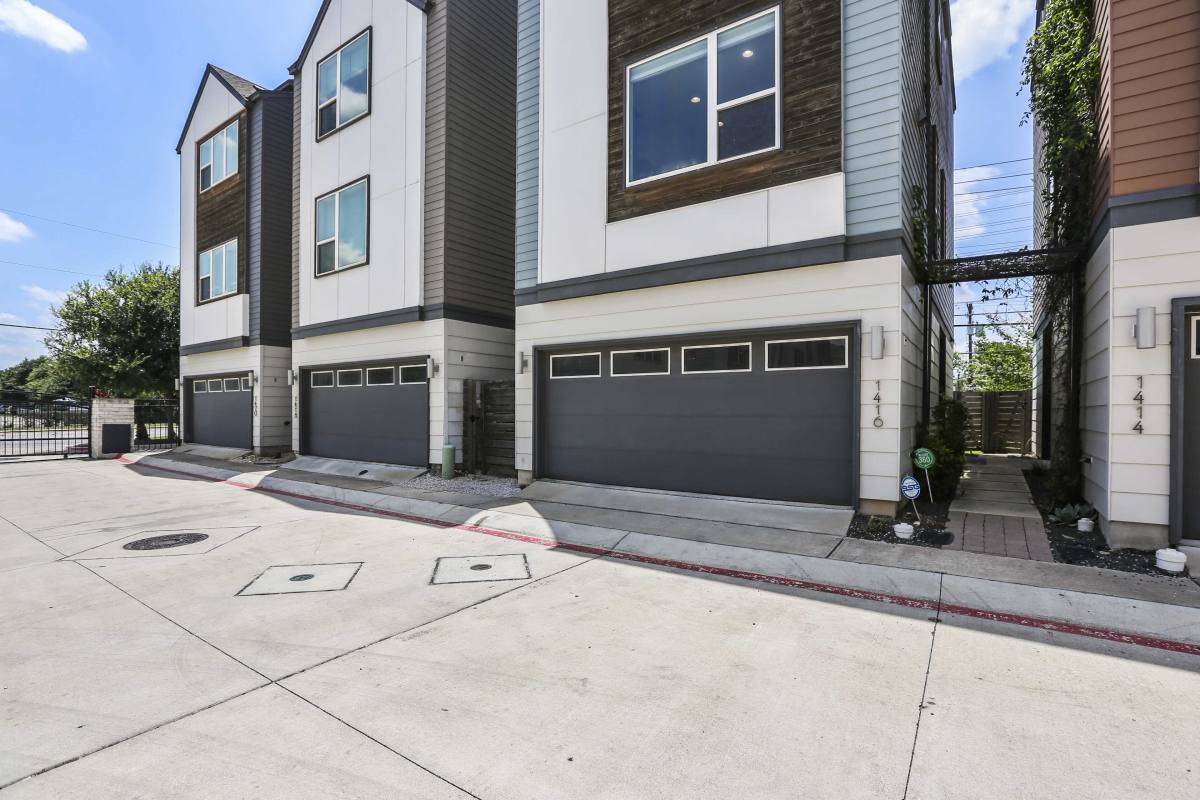 Townhouse for rent at 1416 Waterloo Shore Lane #3, Austin, TX 78741