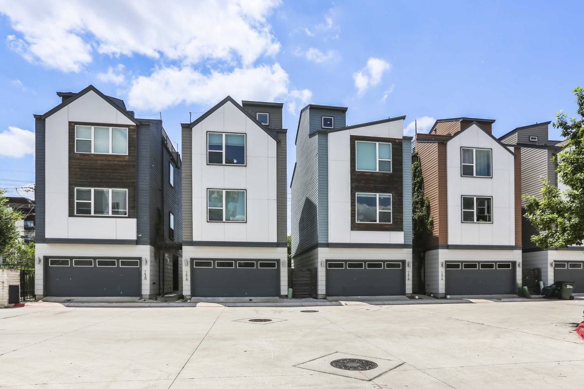 Townhouse for rent at 1416 Waterloo Shore Lane #3, Austin, TX 78741