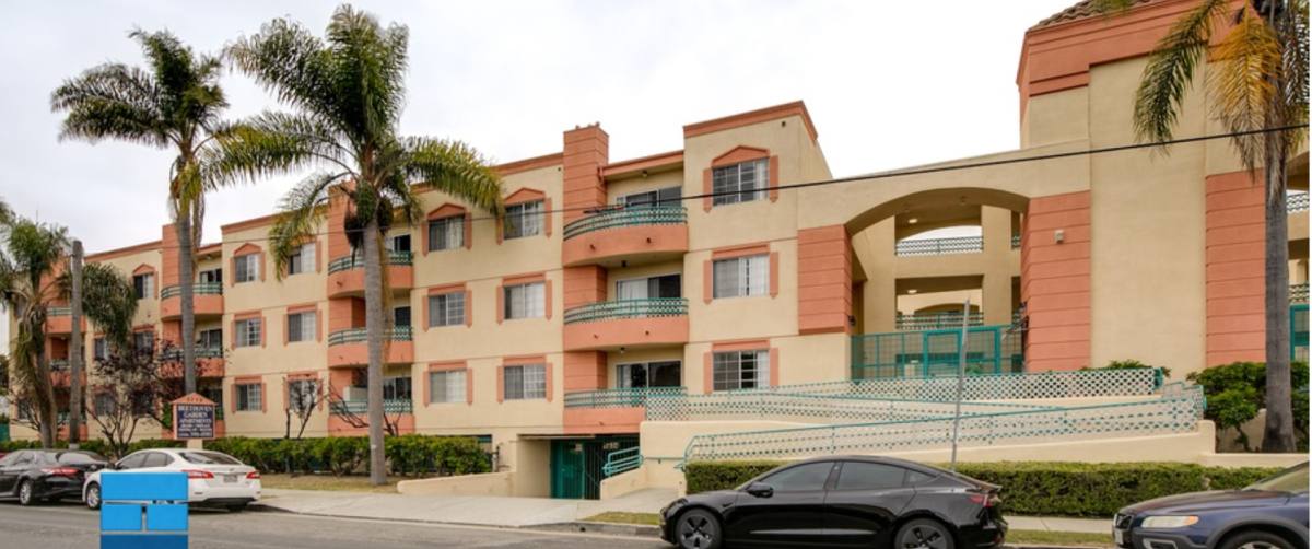 Apartment for rent at 3775 Beethoven St, Los Angeles, CA 90066