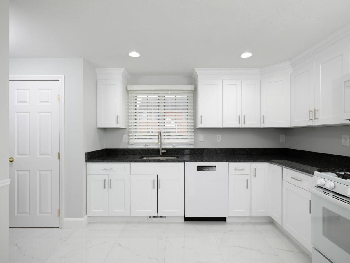 Townhouse for rent at 14 Eugene Way #1, South Weymouth, MA 02190