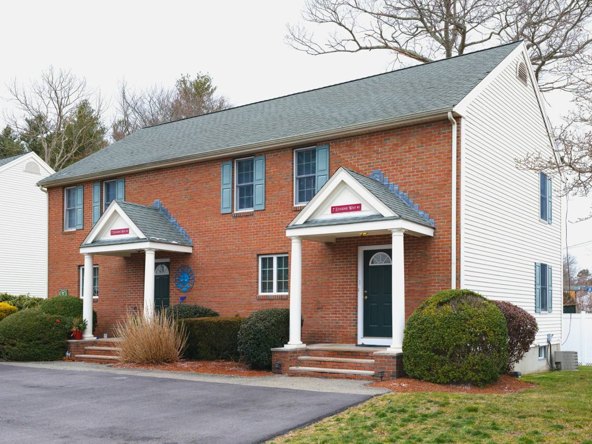 Townhouse for rent at 14 Eugene Way #1, South Weymouth, MA 02190