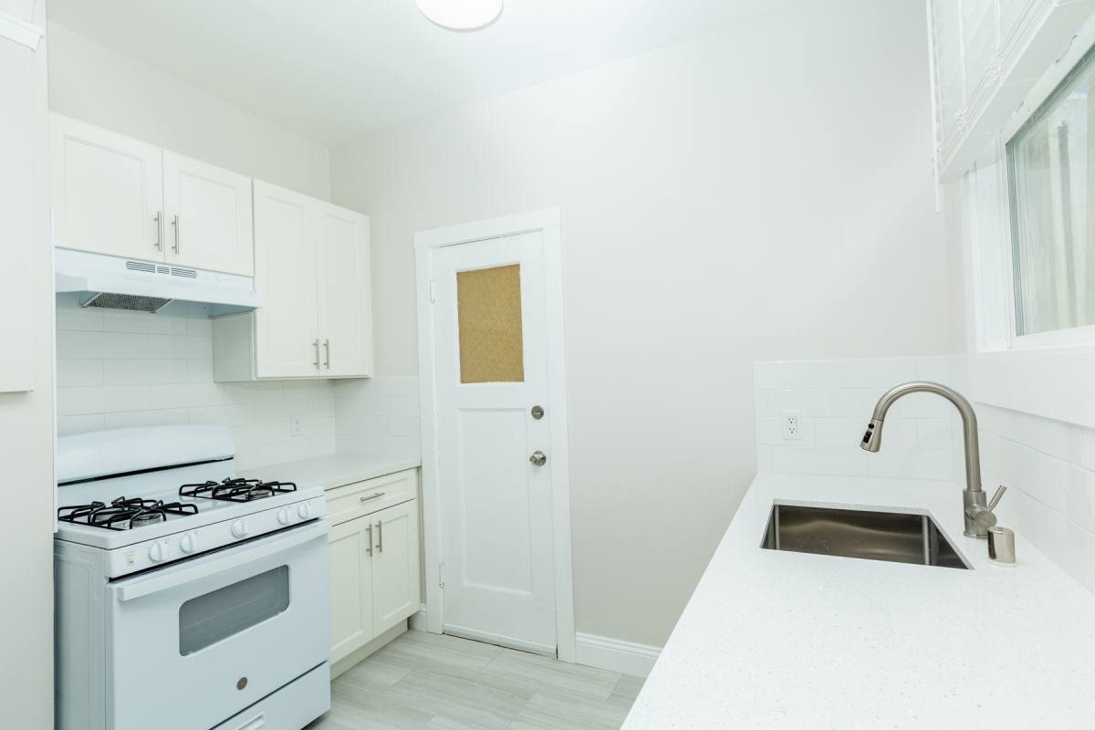 Apartment for rent at 1565 Chestnut St #33, San Francisco, CA 94123