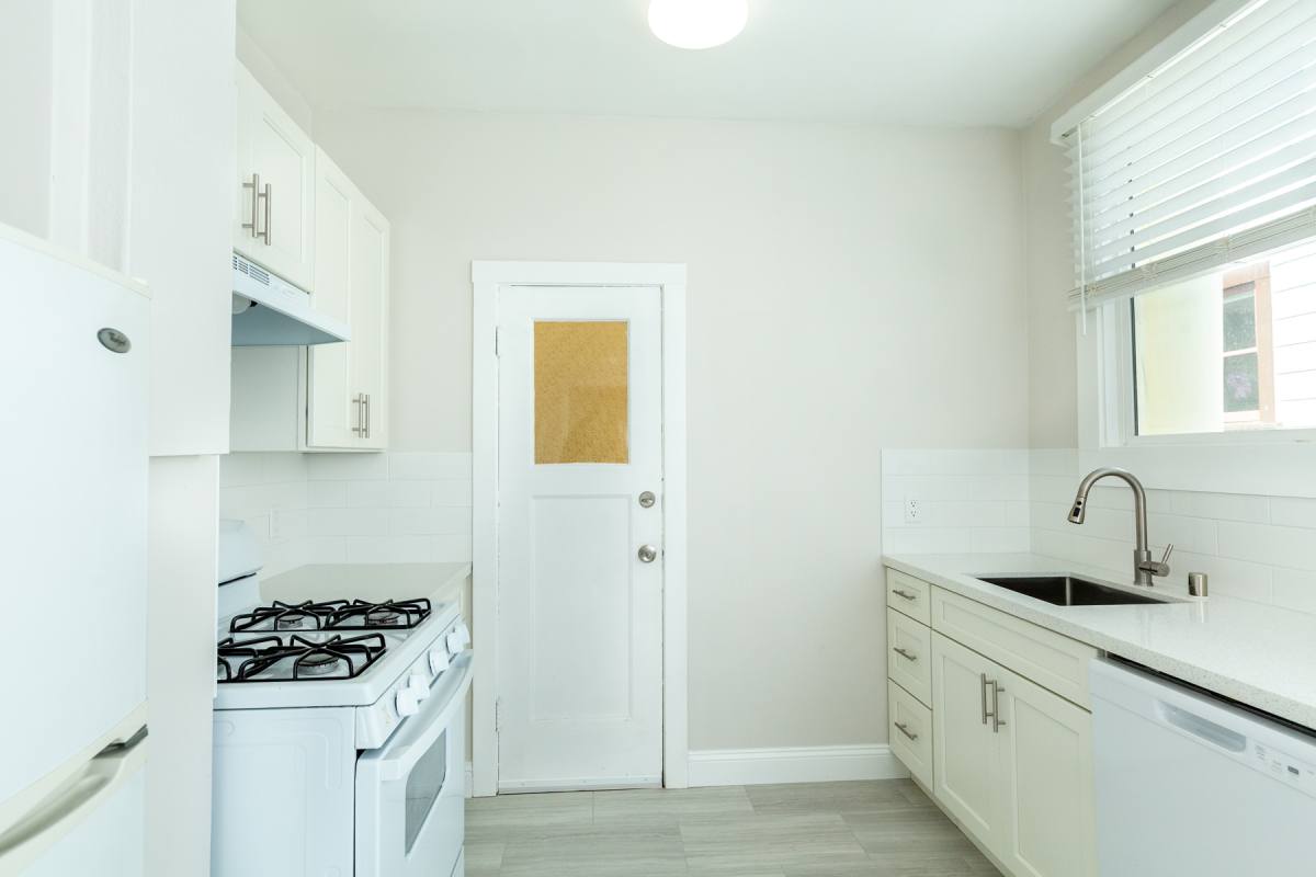 Apartment for rent at 1565 Chestnut St #33, San Francisco, CA 94123
