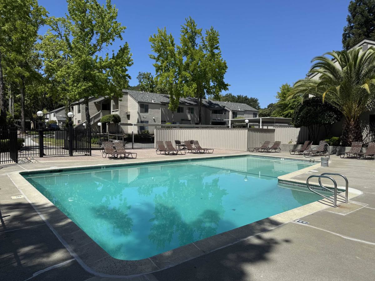 Apartment for rent at 913 Madrone Rd #N3, Glen Ellen, CA 95442