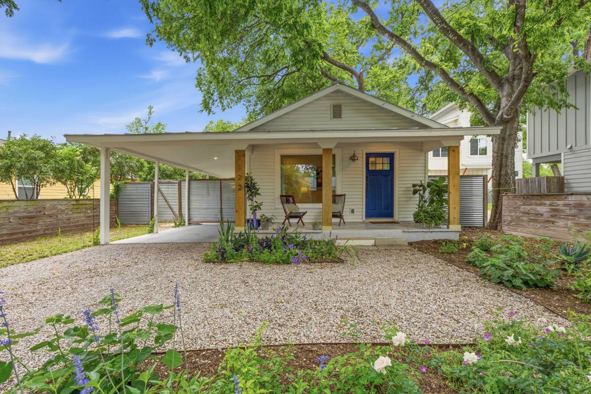 Condo for rent at 1122 Gunter St, Austin, TX 78702