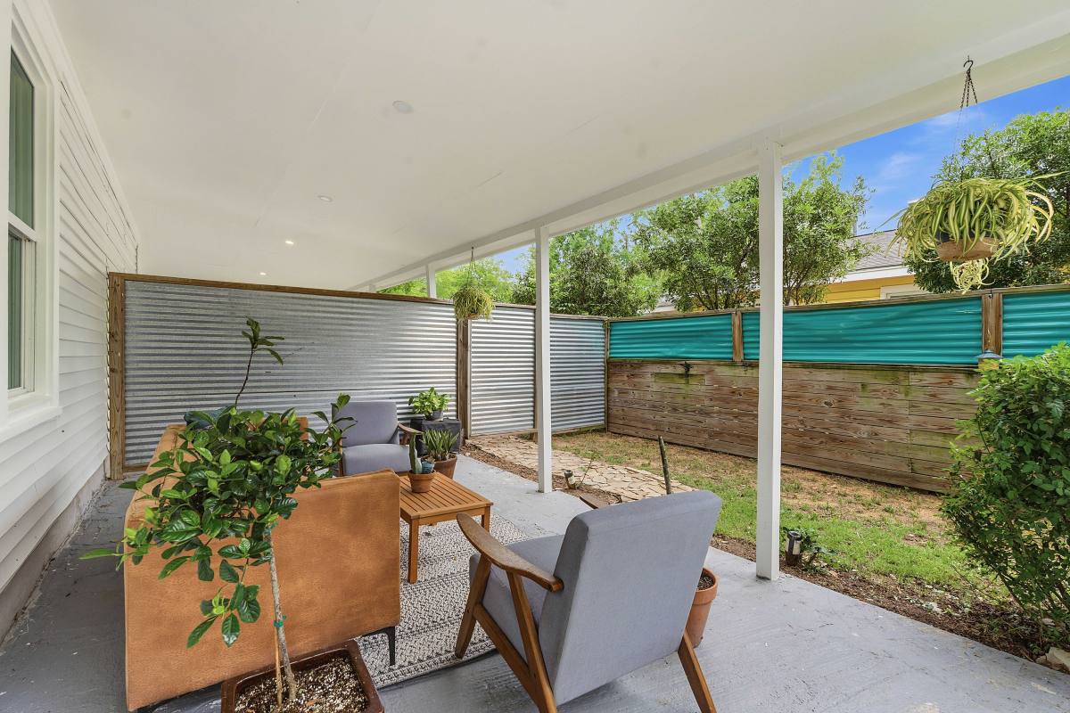 Condo for rent at 1122 Gunter St, Austin, TX 78702