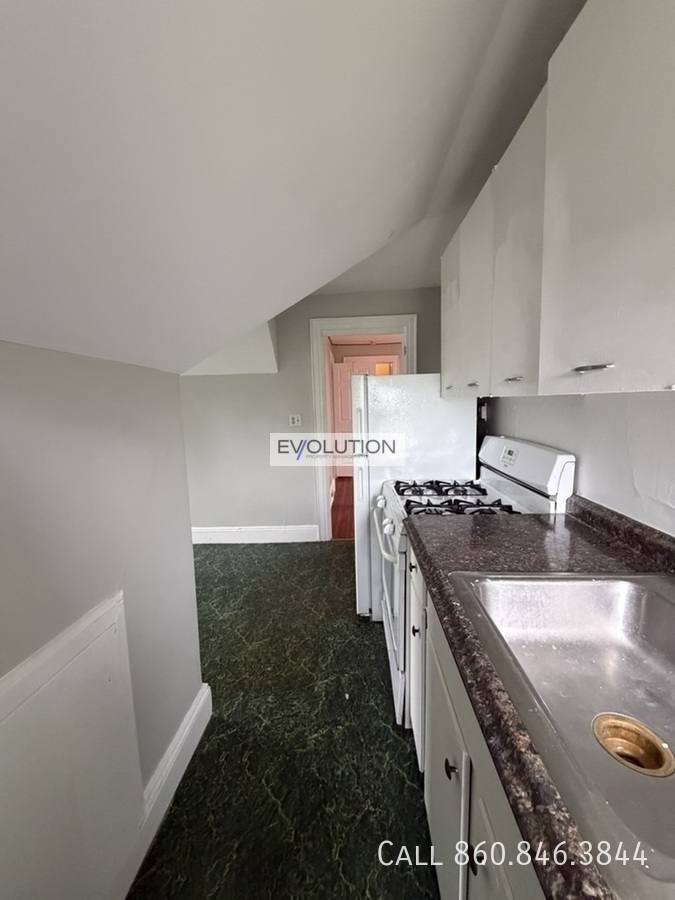 Condo for rent at 130 Bradley Ave #405, Meriden, CT 06451