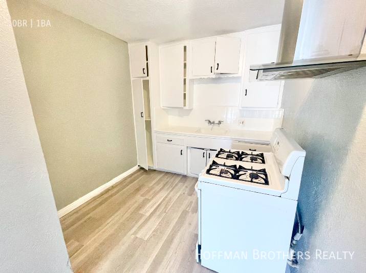 Apartment for rent at 441 W Santa Cruz St #C, San Pedro, CA 90731