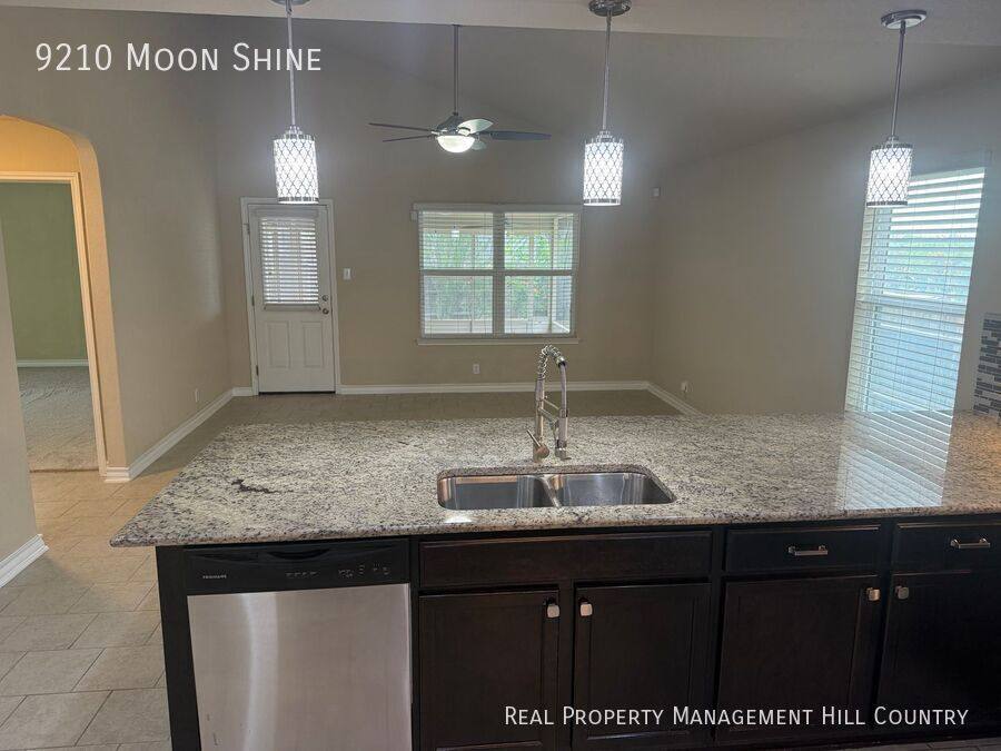 House for rent at 9210 Moon Shine, San Antonio, TX 78254