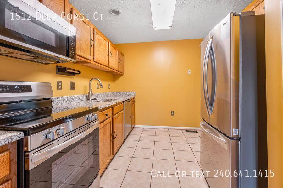 Townhouse for rent at 1512 Deep Gorge Court, Oxon Hill, MD 20745