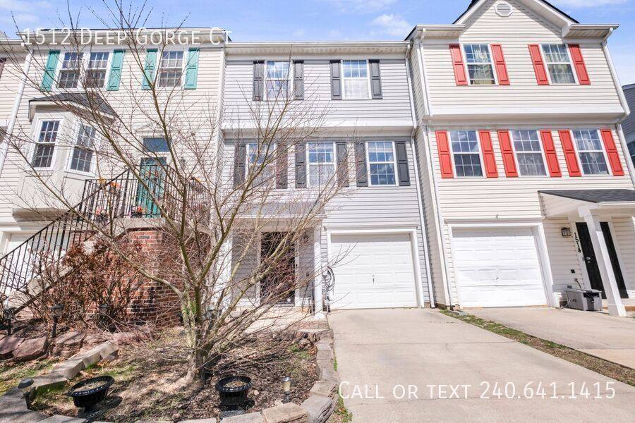 Townhouse for rent at 1512 Deep Gorge Court, Oxon Hill, MD 20745