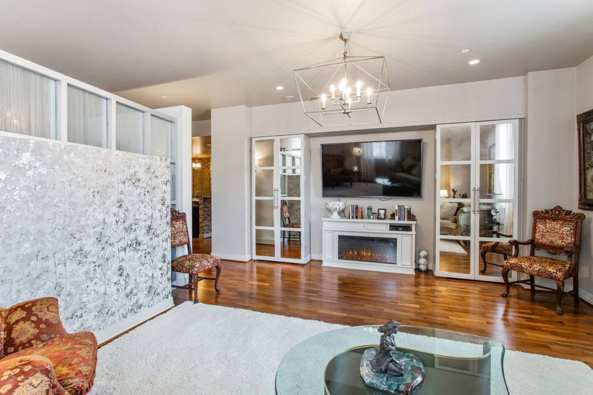 Apartment for rent at 1600 Arch St, Philadelphia, PA 19103