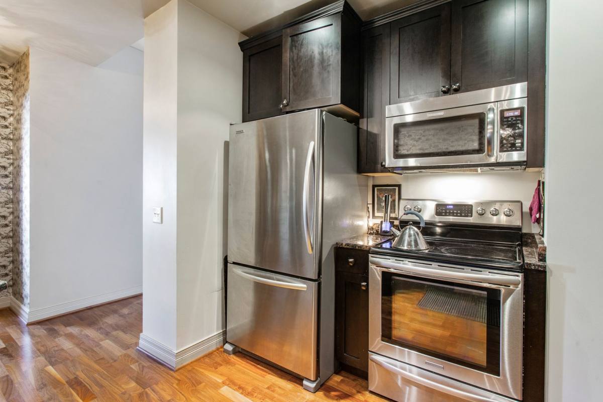 Apartment for rent at 1600 Arch St, Philadelphia, PA 19103