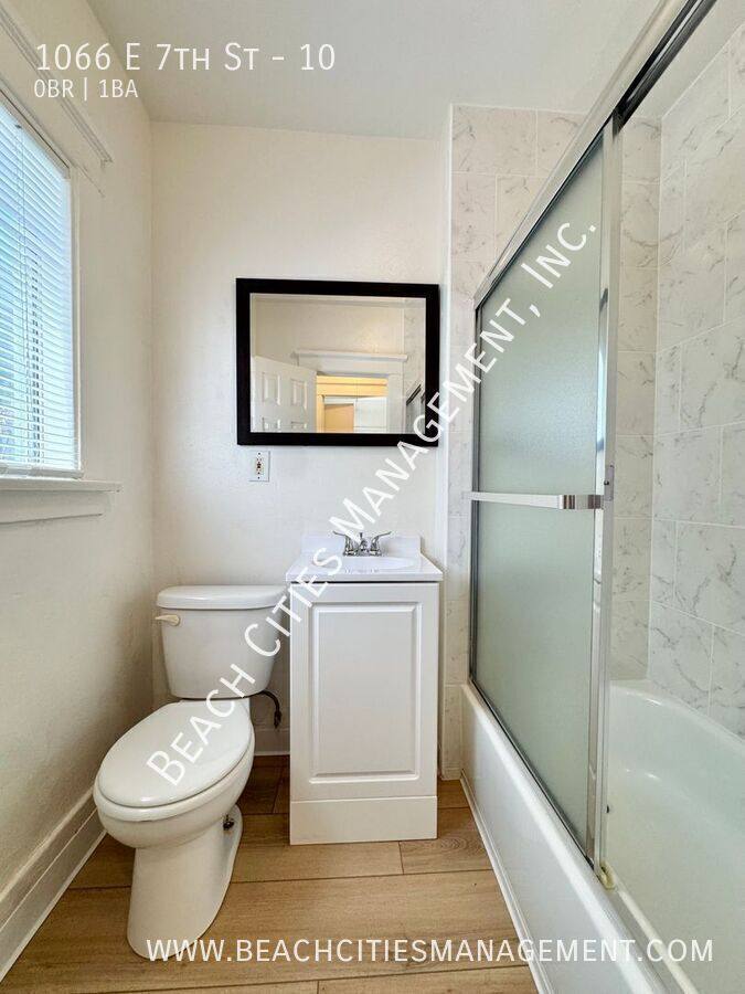 Apartment for rent at 1066 E 7th St #10, Long Beach, CA 90813